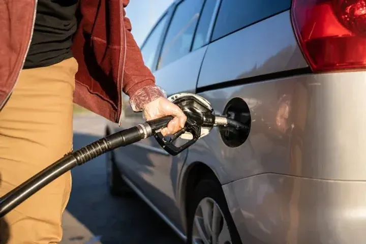 7 CONSEJOS PARA APRENDER CÓMO AHORRAR COMBUSTIBLE CADA DÍA