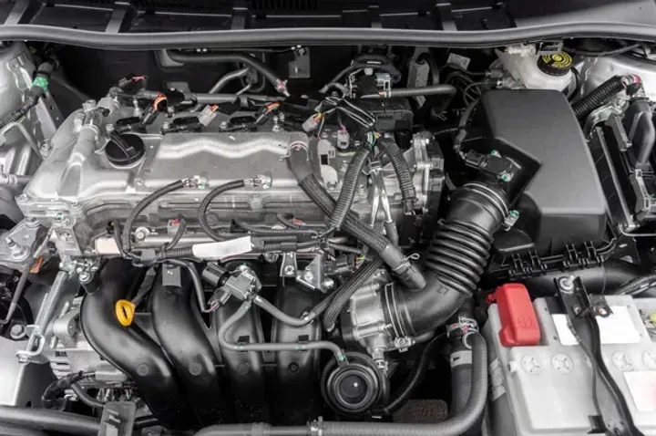 CONOCE LAS PARTES DE UN MOTOR Y CÓMO FUNCIONAN ENTRE SI